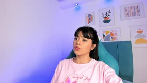 Snapshot of _18alice chatting on 04/21/26, 01:42 Alice online show from 04/21/26, 01:42