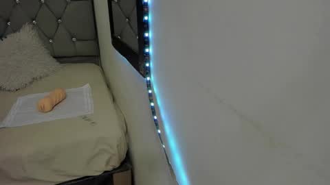 DERECK online show from 02/24/26, 09:40