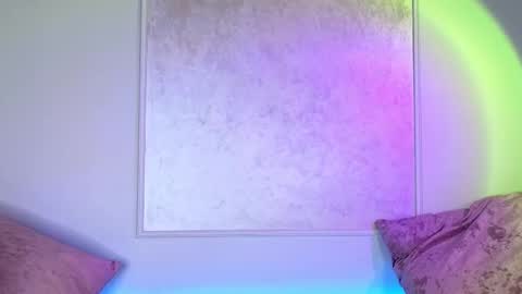 Willow online show from 02/18/25, 06:04