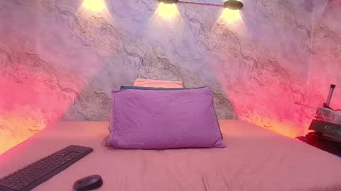  abby rouss online show from 10/31/25, 03:07