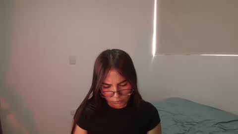 abby 3 online show from 04/01/26, 06:16