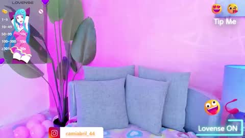 Abril  online show from 12/15/25, 11:20