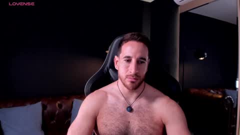 _adamcoper_ online show from 04/11/26, 03:16