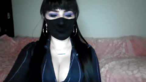 Adela online show from 12/11/24, 10:16