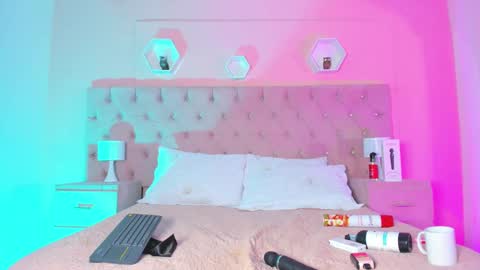 Agatha online show from 12/22/24, 09:53