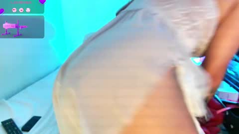 Snapshot of _alaia_sweet chatting on 02/20/25, 04:03 _alaia_sweet online show from 02/20/25, 04:03