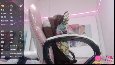 _alegriamartinez_ online show from 11/06/25, 07:15