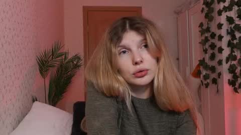 Snapshot of _aleksa chatting on 12/08/24, 07:47 Alexa online show from 12/08/24, 07:47