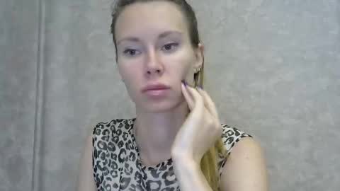 _alex1819 online show from 11/18/25, 07:13