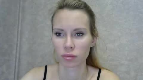 _alex1819 online show from 12/22/25, 07:27