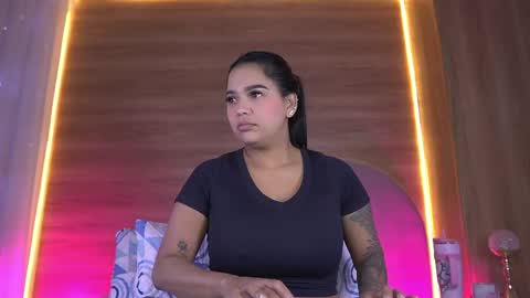 Snapshot of _alexaa_20 chatting on 05/20/26, 12:00 Alexa online show from 05/20/26, 12:00