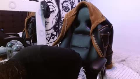 Alexandra online show from 01/06/26, 02:04