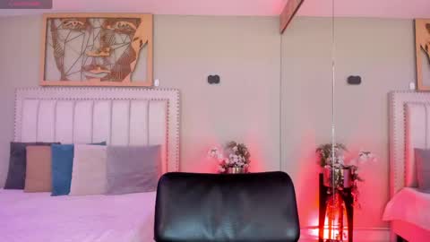    online show from 04/24/26, 12:07