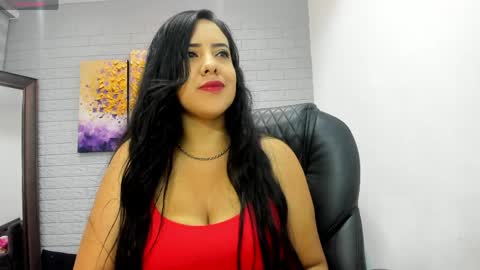 Snapshot of _alice08_ chatting on 05/23/26, 12:09 online show from 05/23/26, 12:09