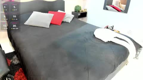    online show from 07/12/26, 12:07