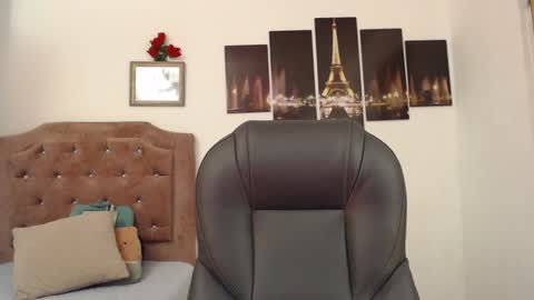 _alice_horny_ online show from 01/23/25, 08:45