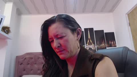 _alice_horny_ online show from 01/26/25, 07:20