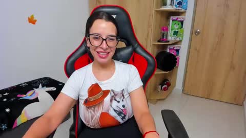 AMANDA online show from 01/02/25, 01:17