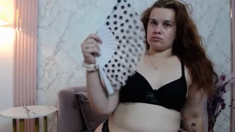 Snapshot of _ambermuse_ chatting on 07/02/26, 12:33 AmberMuse online show from 07/02/26, 12:33