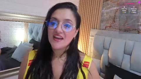 Snapshot of _andrealopez chatting on 06/28/26, 03:45 _andrealopez online show from 06/28/26, 03:45
