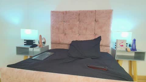 _andrewfalcon2 online show from 01/14/25, 06:17