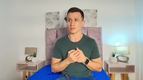 _andrewfalcon2 online show from 01/20/25, 12:18