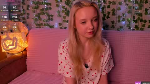 Snapshot of _angeldust_1 chatting on 05/17/26, 02:53 Emily online show from 05/17/26, 02:53