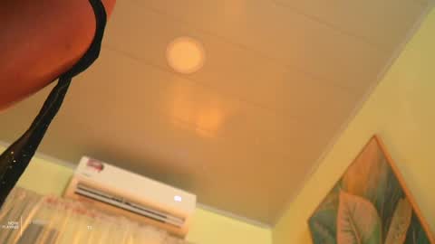 Angie -  online show from 04/19/26, 09:08