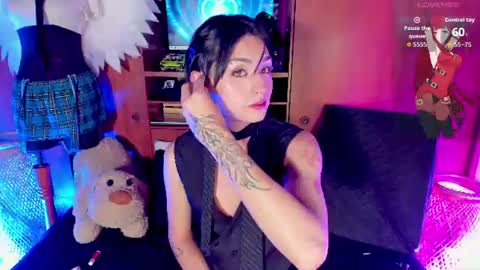 Snapshot of _angell_dustt_star chatting on 07/22/26, 01:41 Angell Dustt online show from 07/22/26, 01:41