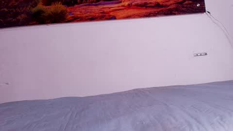 Any online show from 11/04/25, 07:24