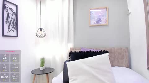      online show from 11/12/25, 07:46