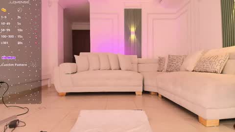 Ana online show from 04/18/26, 07:18