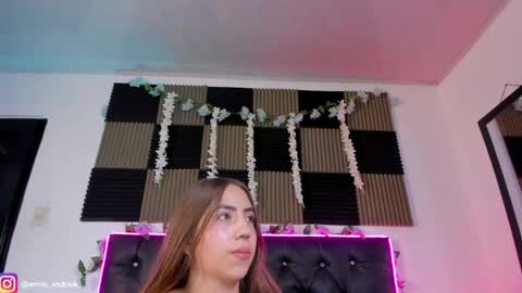 Annie Andrick online show from 06/01/26, 09:11