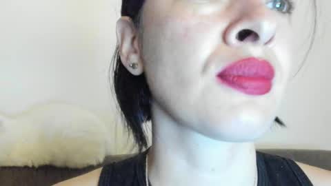 antonia online show from 02/04/25, 10:32