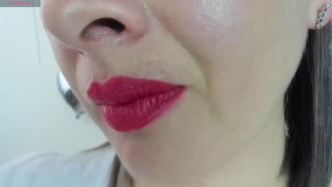 Snapshot of _antomouth_paradise chatting on 06/16/26, 05:37 antonia online show from 06/16/26, 05:37