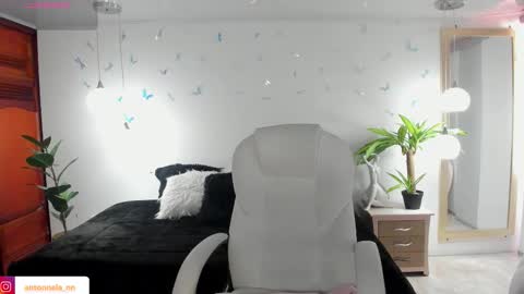 antonnela online show from 03/15/26, 03:40