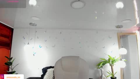 antonnela online show from 03/19/26, 02:43