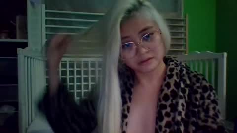 _aradel online show from 12/03/25, 06:54