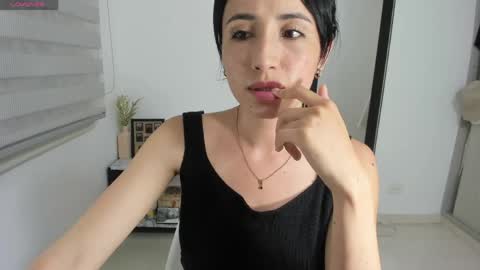Snapshot of _arianna_hot22 chatting on 05/20/26, 01:23 Arianna online show from 05/20/26, 01:23