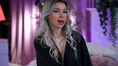 Arielle online show from 12/03/24, 03:00