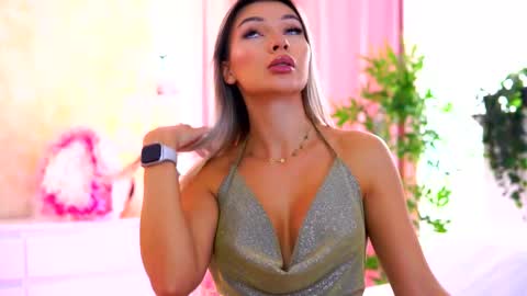 Arielle online show from 09/30/25, 09:03