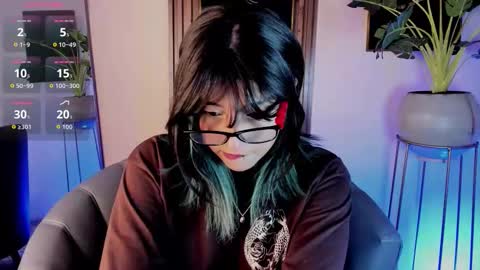   online show from 11/12/25, 12:27