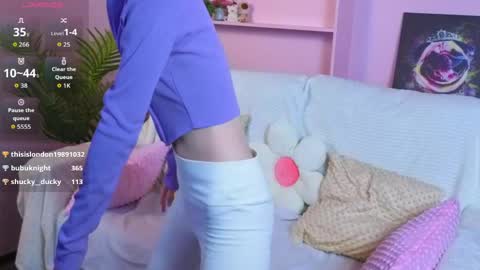 _ash_leyy_ online show from 05/16/26, 02:19