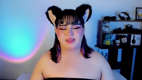 independent model atalaya online show from 02/23/25, 11:33