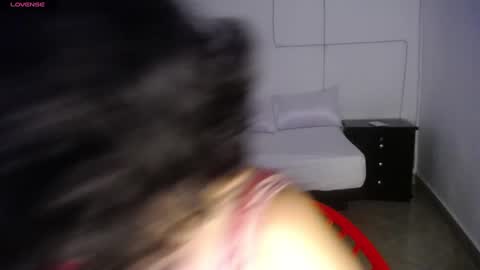 atenea online show from 01/28/25, 01:38