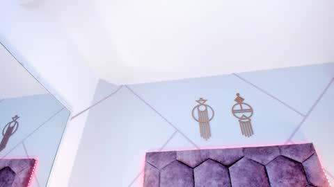 _aurora_collins_ online show from 11/06/25, 01:23