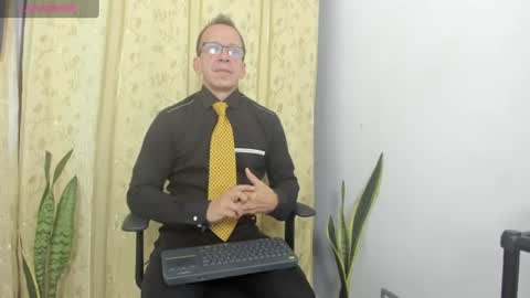 Axel online show from 06/16/26, 11:35