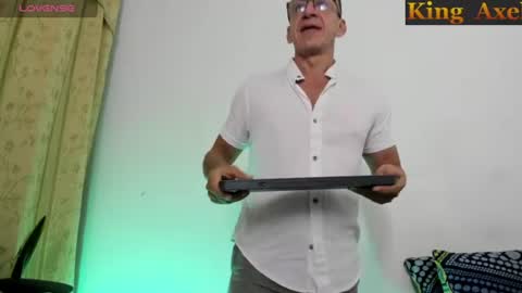 Axel online show from 07/22/26, 11:46