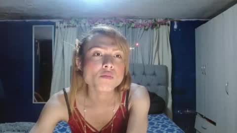 Snapshot of _azalea_65 chatting on 10/30/25, 02:24 _azalea_65 online show from 10/30/25, 02:24