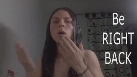 _baby_vi online show from 04/11/26, 11:53